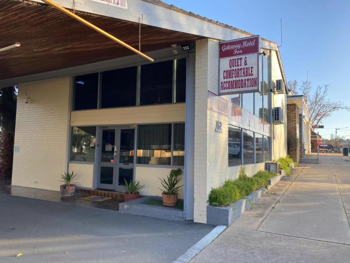 Gateway Motor Inn Narrandera Esterno foto