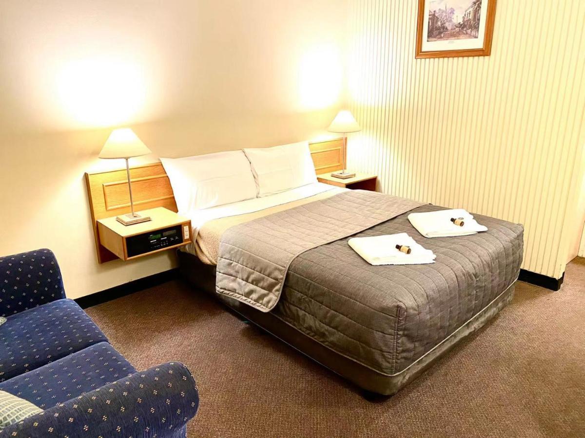 Gateway Motor Inn Narrandera Esterno foto