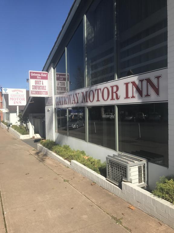 Gateway Motor Inn Narrandera Esterno foto